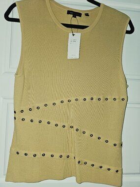 BCBG Top banana yellow light sweater material
